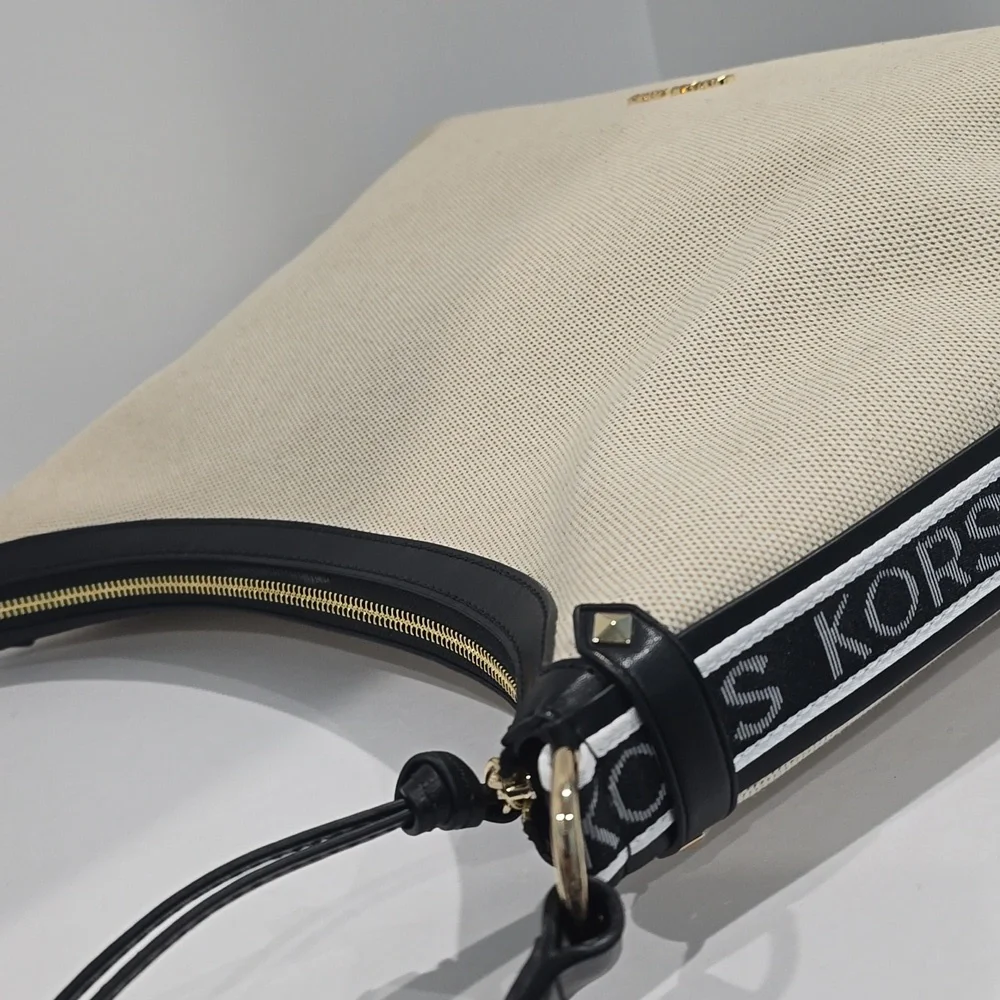 SALE! ✅ Michael Kors MAEVE Large Hobo Bag Natural / Black⭐ NWT - Picture 10 of 12